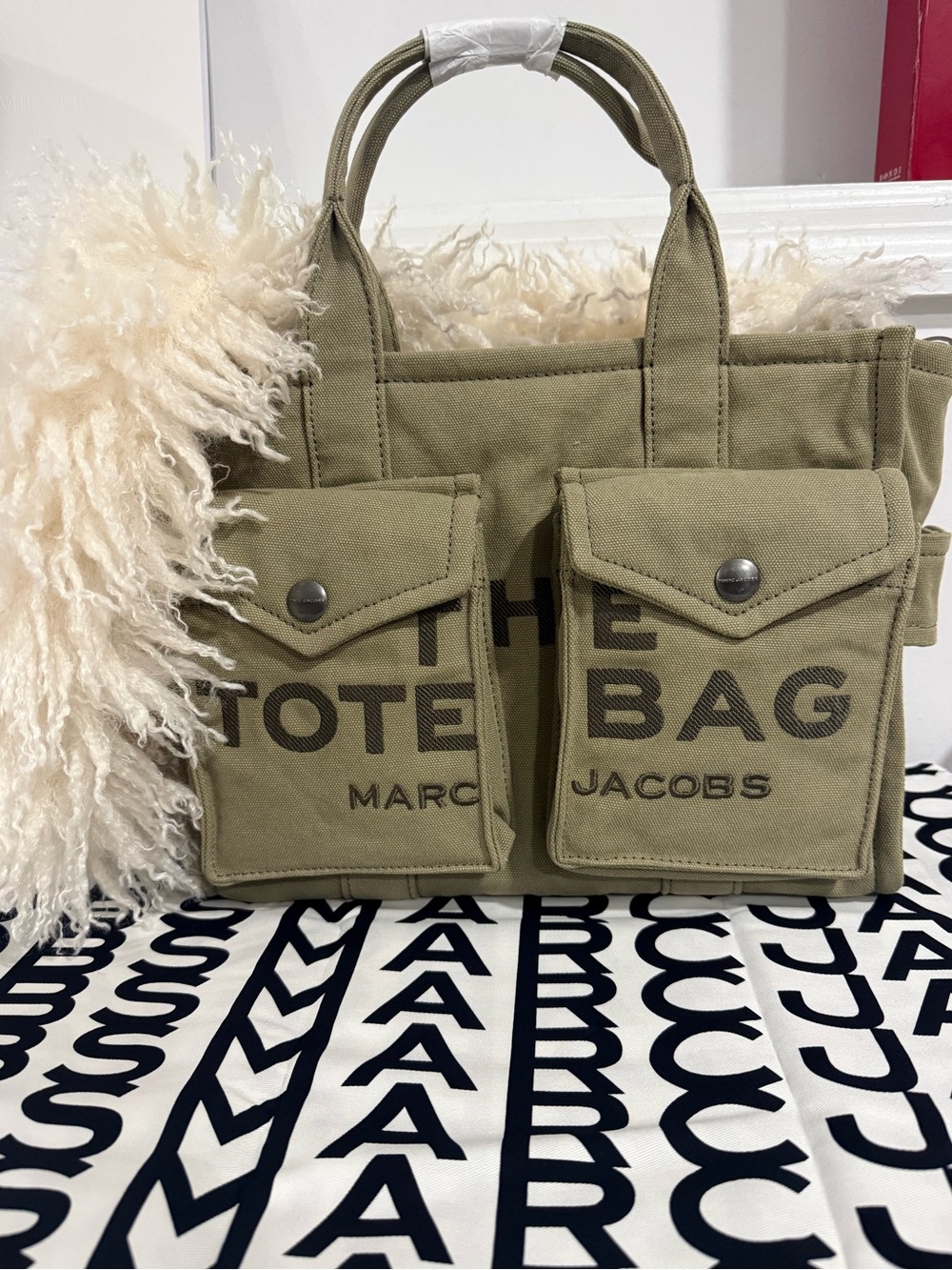 NWT Marc Jacobs Medium Cargo Tote Bag canvas w/ faux fur